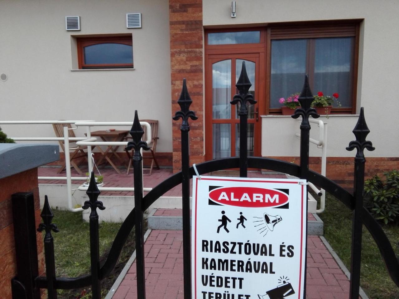 Vidor Vendeghaz Ξενοδοχείο Demjén Εξωτερικό φωτογραφία